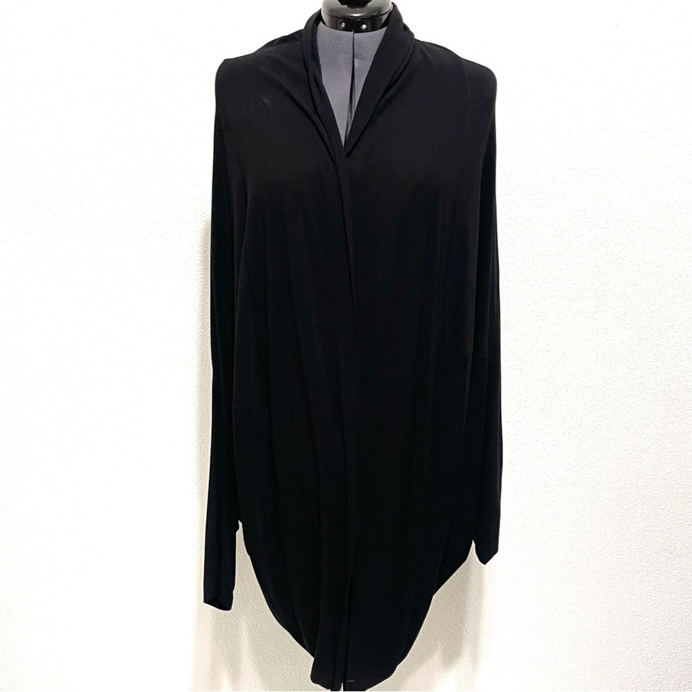 The Group by Babaton Cocoon Woman Black Aritzia Draped Cardigan Size M/L